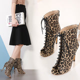 Women Zipper Boots Snake Print Ankle Boots Square heel Fashion Pointed toe Ladies Sexy shoes 2018 New Chelsea Boot