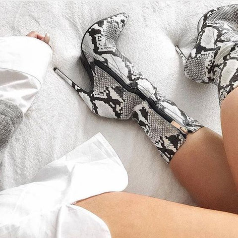 Women Zipper Boots Snake Print Ankle Boots High heels Fashion Pointed toe Ladies Sexy shoes 2019 New Chelsea Boots